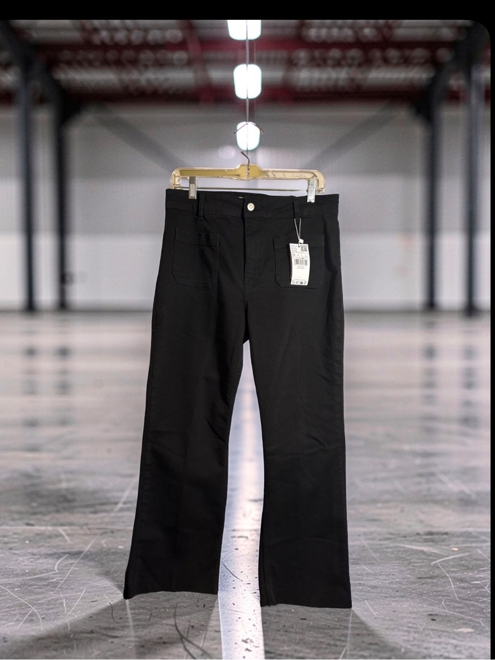Mango Black Cropped Mid Rise Regular Fit Jeans